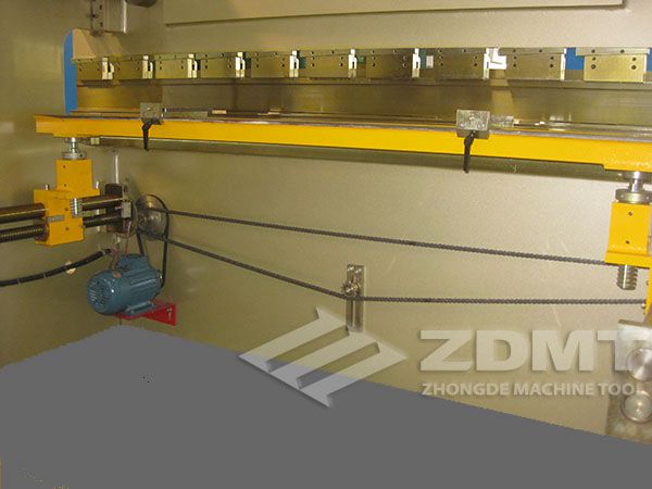 后挡料.jpg 后挡料.jpg