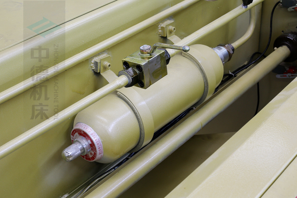 ZDG-832氮气回程装配,蓄力大,回程速率快.jpg ZDG-832氮气回程装配,蓄力大,回程速率快.jpg